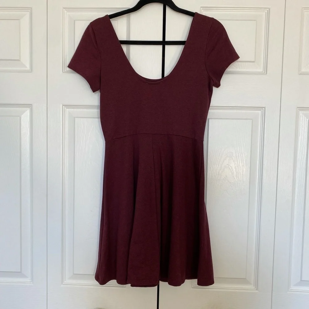Forever 21 Maroon Short-sleeve Dress - Picture 4 of 6